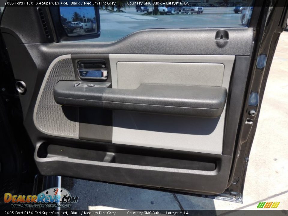 2005 Ford F150 FX4 SuperCab 4x4 Black / Medium Flint Grey Photo #5
