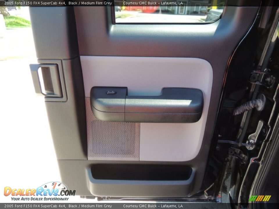 2005 Ford F150 FX4 SuperCab 4x4 Black / Medium Flint Grey Photo #7