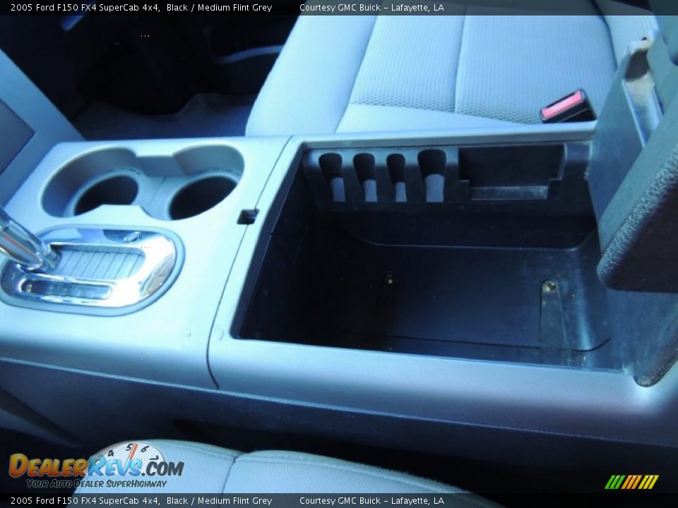 2005 Ford F150 FX4 SuperCab 4x4 Black / Medium Flint Grey Photo #20