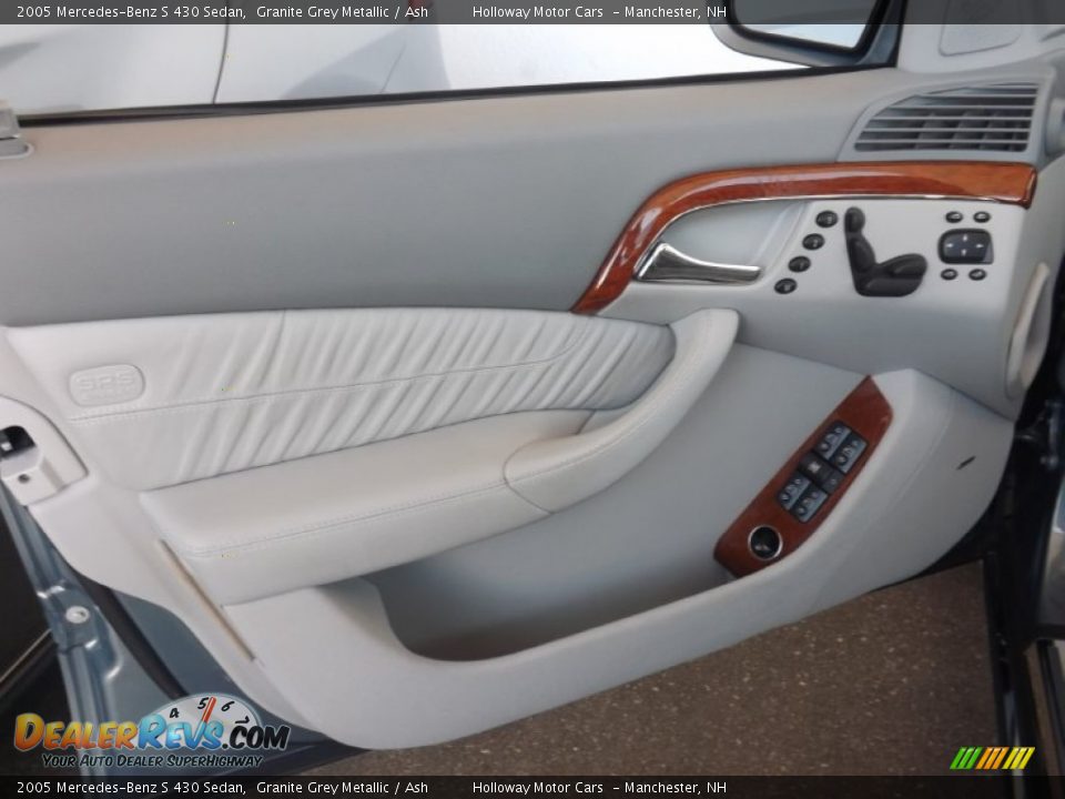 2005 Mercedes-Benz S 430 Sedan Granite Grey Metallic / Ash Photo #12
