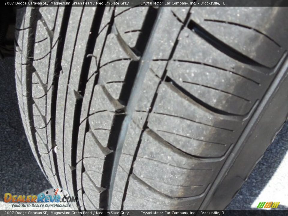 2007 Dodge Caravan SE Magnesium Green Pearl / Medium Slate Gray Photo #17