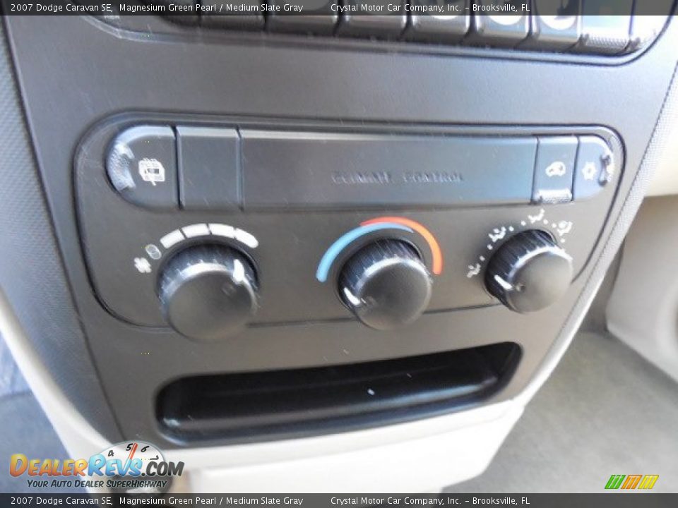 2007 Dodge Caravan SE Magnesium Green Pearl / Medium Slate Gray Photo #22