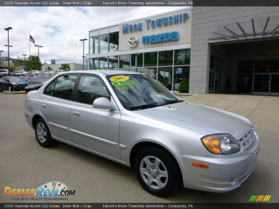 2005 Hyundai Accent GLS Sedan Silver Mist / Gray Photo #1
