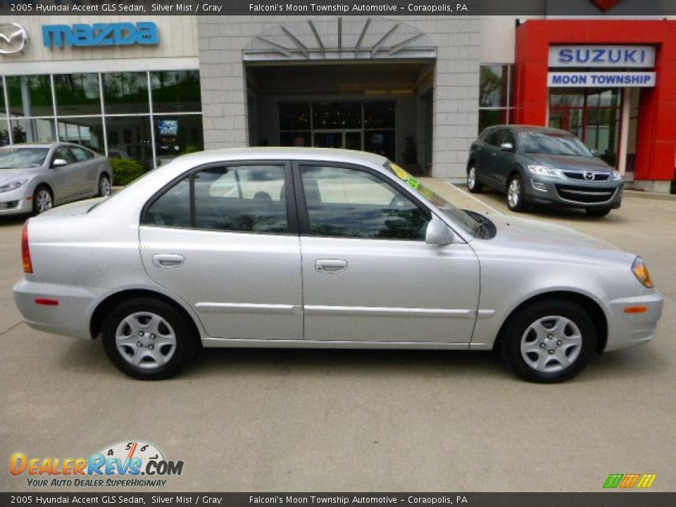 2005 Hyundai Accent GLS Sedan Silver Mist / Gray Photo #2