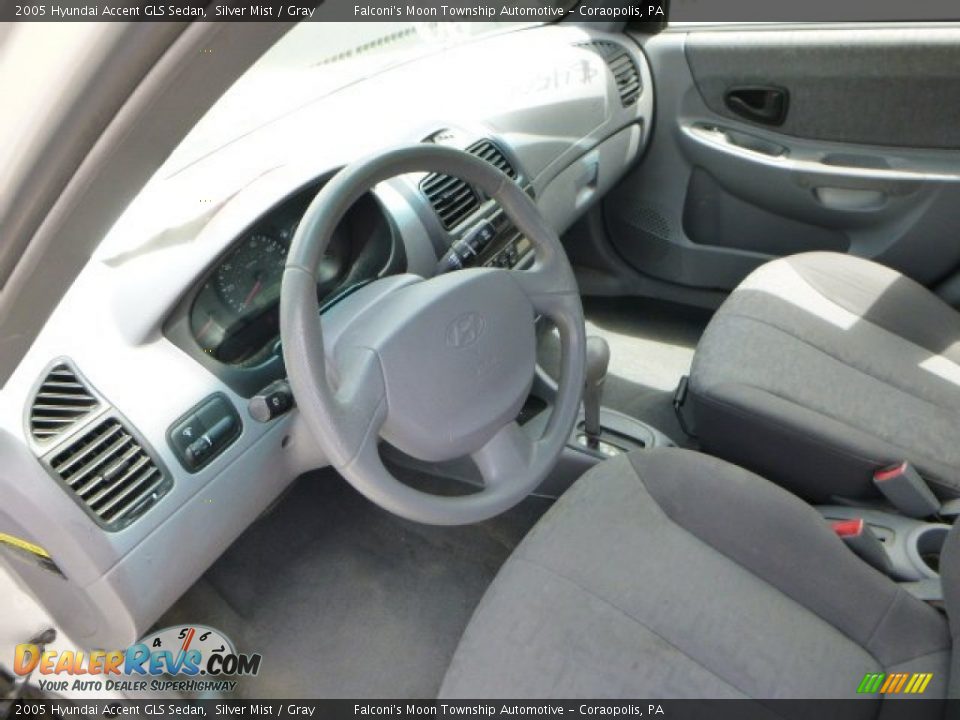 2005 Hyundai Accent GLS Sedan Silver Mist / Gray Photo #20