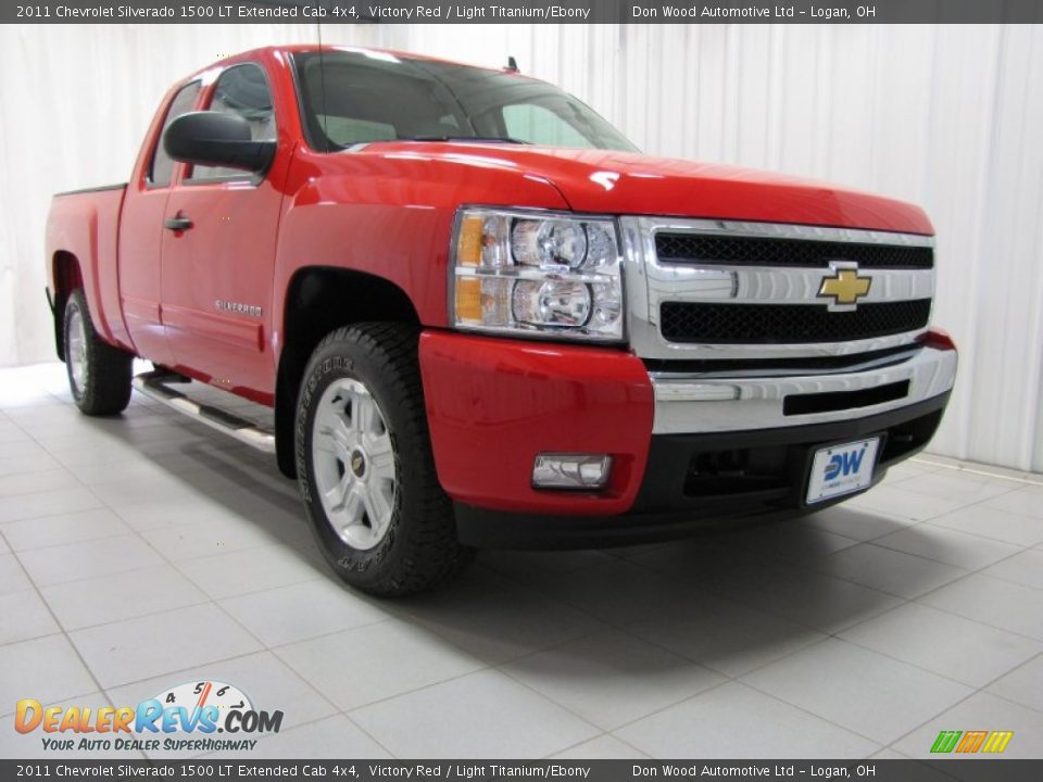 2011 Chevrolet Silverado 1500 LT Extended Cab 4x4 Victory Red / Light Titanium/Ebony Photo #1