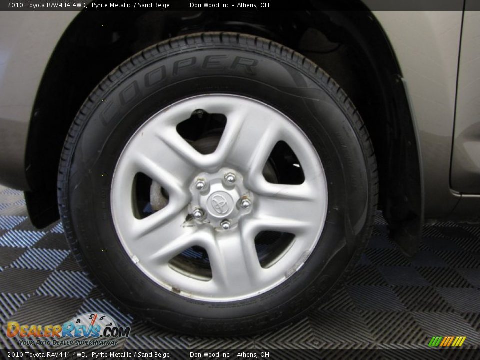 2010 Toyota RAV4 I4 4WD Pyrite Metallic / Sand Beige Photo #26