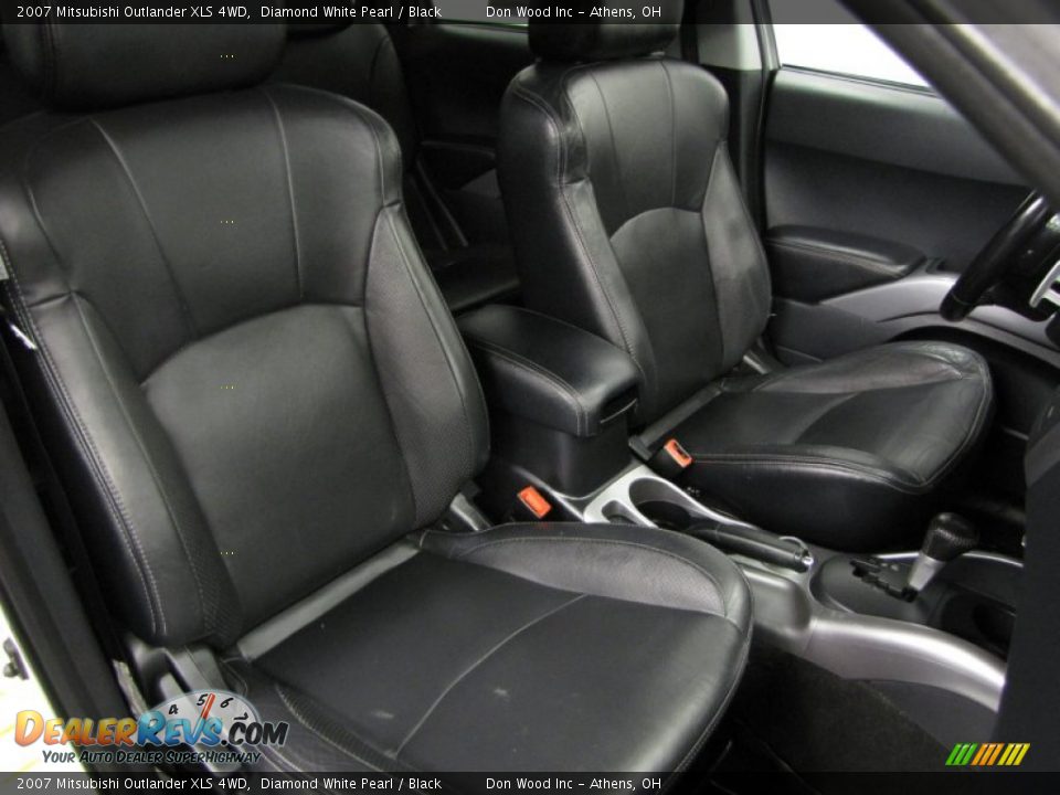 2007 Mitsubishi Outlander XLS 4WD Diamond White Pearl / Black Photo #10