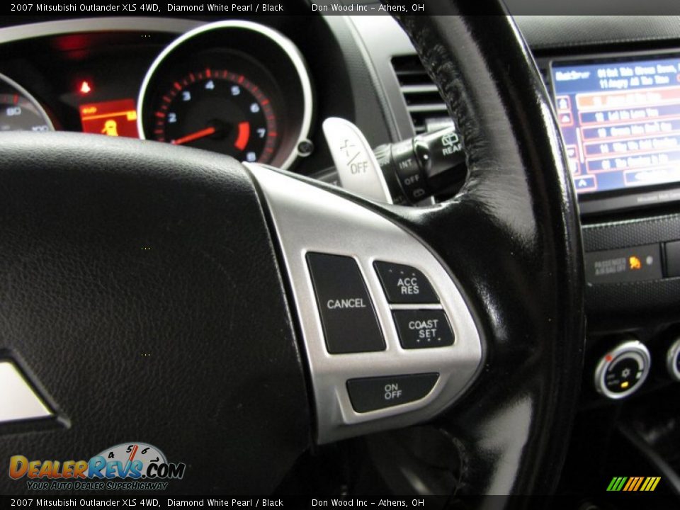 2007 Mitsubishi Outlander XLS 4WD Diamond White Pearl / Black Photo #18