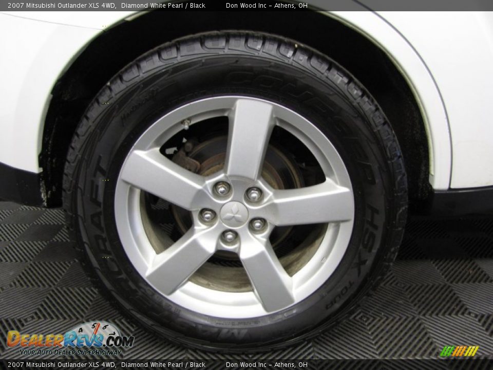 2007 Mitsubishi Outlander XLS 4WD Diamond White Pearl / Black Photo #32
