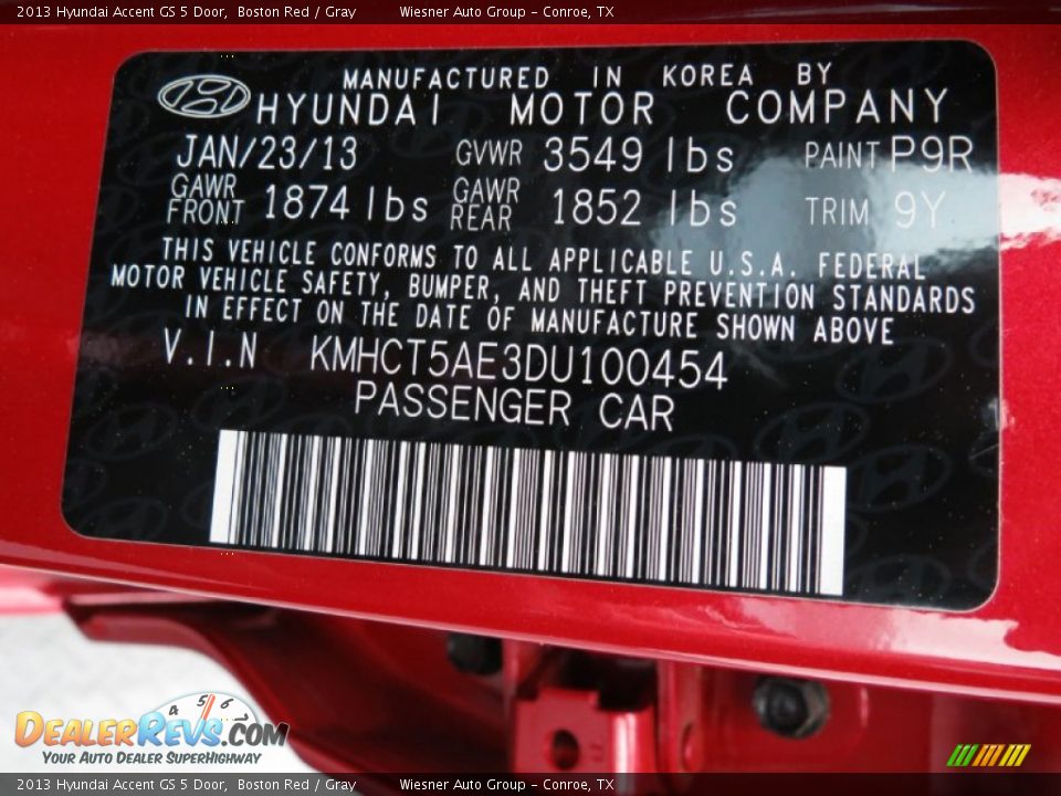 2013 Hyundai Accent GS 5 Door Boston Red / Gray Photo #6
