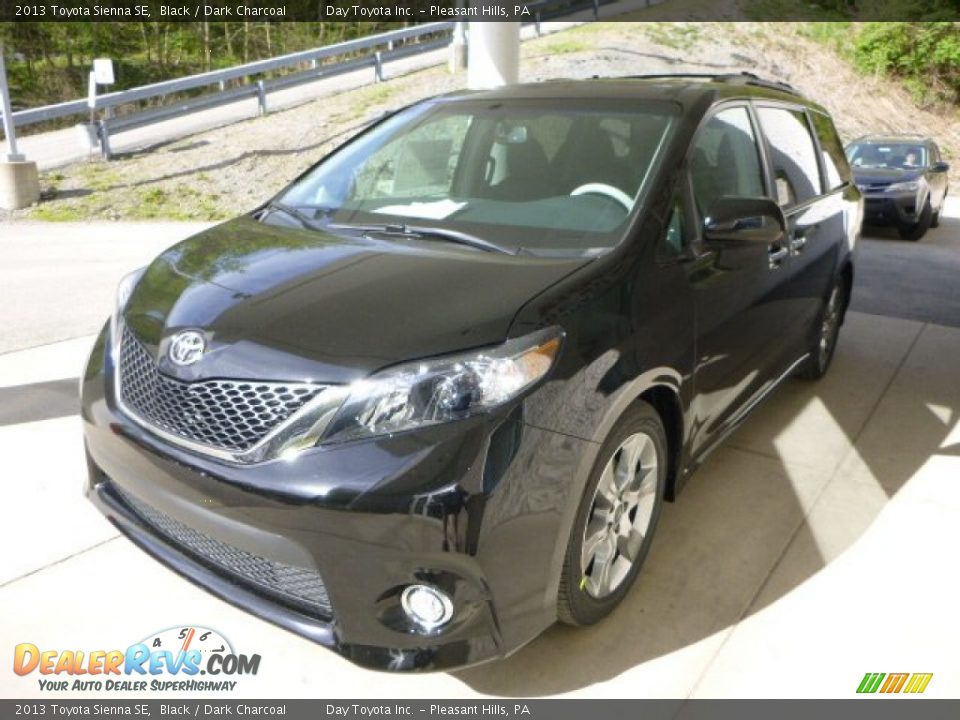 2013 Toyota Sienna SE Black / Dark Charcoal Photo #5