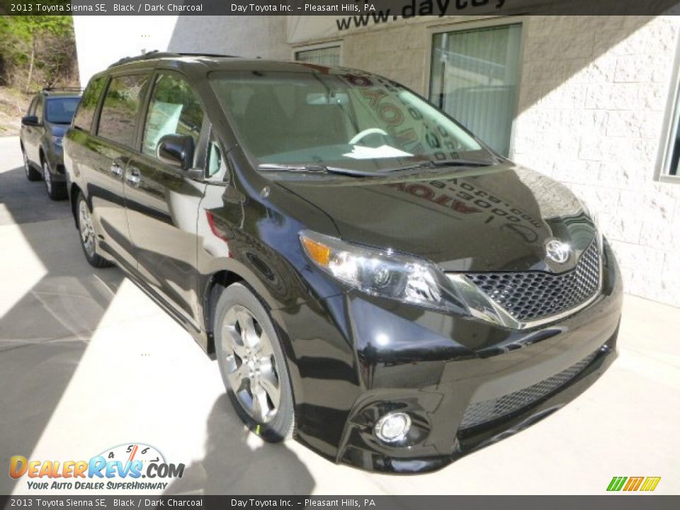 2013 Toyota Sienna SE Black / Dark Charcoal Photo #7