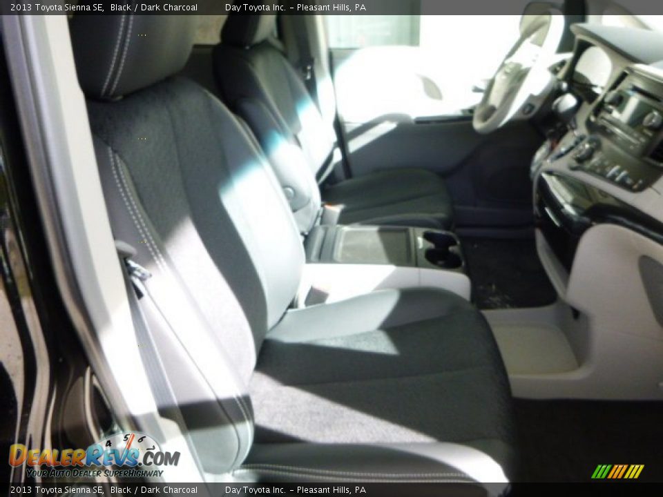 2013 Toyota Sienna SE Black / Dark Charcoal Photo #9