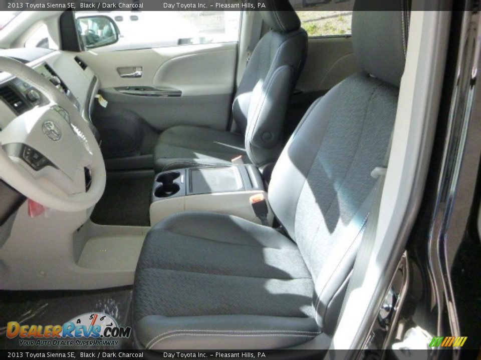 2013 Toyota Sienna SE Black / Dark Charcoal Photo #13