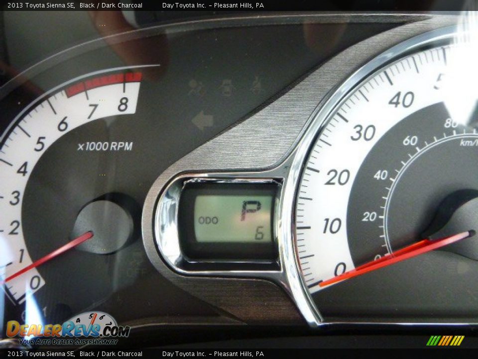 2013 Toyota Sienna SE Black / Dark Charcoal Photo #19