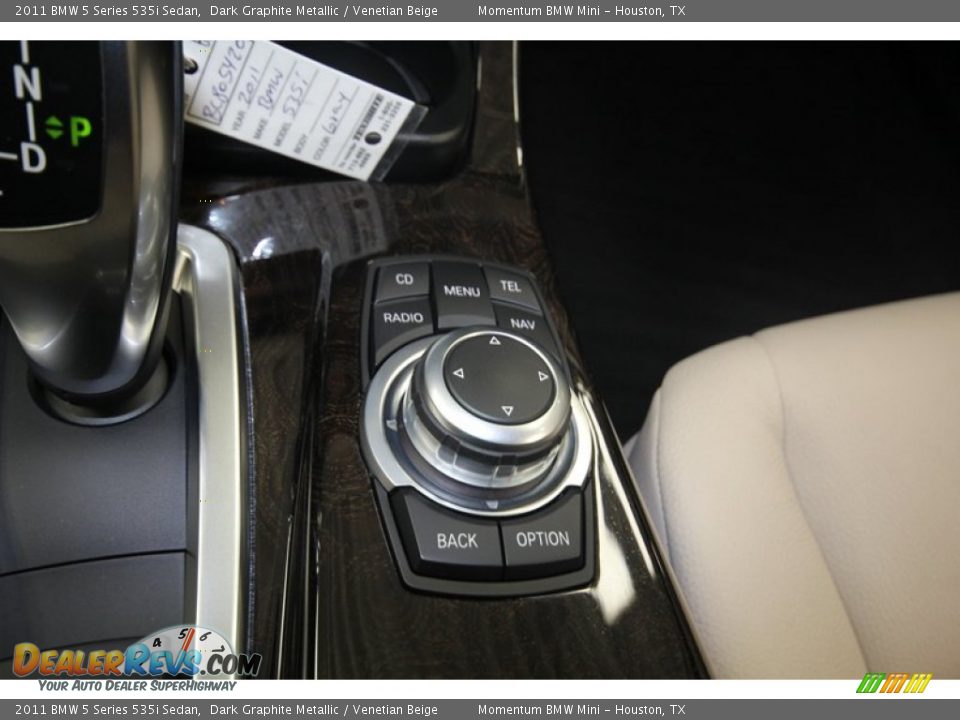 Controls of 2011 BMW 5 Series 535i Sedan Photo #25