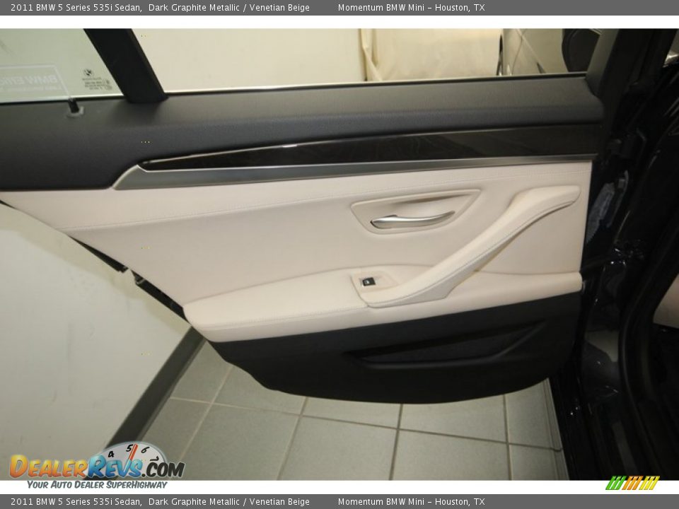 Door Panel of 2011 BMW 5 Series 535i Sedan Photo #32