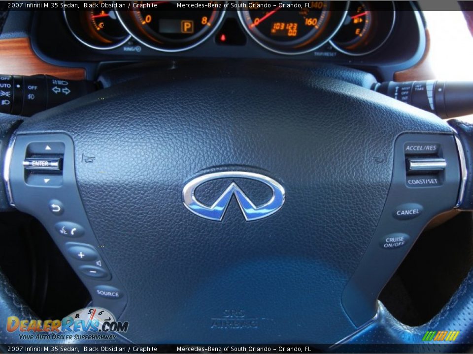 Controls of 2007 Infiniti M 35 Sedan Photo #28