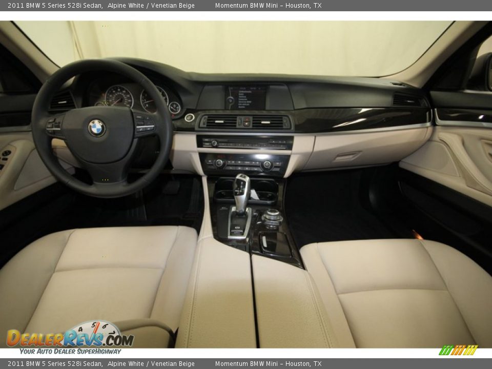 2011 BMW 5 Series 528i Sedan Alpine White / Venetian Beige Photo #4