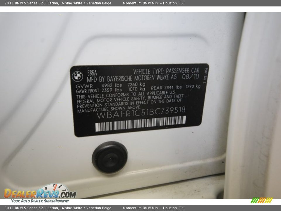 2011 BMW 5 Series 528i Sedan Alpine White / Venetian Beige Photo #9