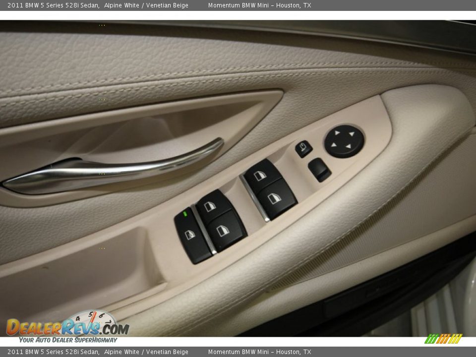 2011 BMW 5 Series 528i Sedan Alpine White / Venetian Beige Photo #16