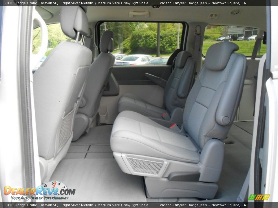2010 Dodge Grand Caravan SE Bright Silver Metallic / Medium Slate Gray/Light Shale Photo #17