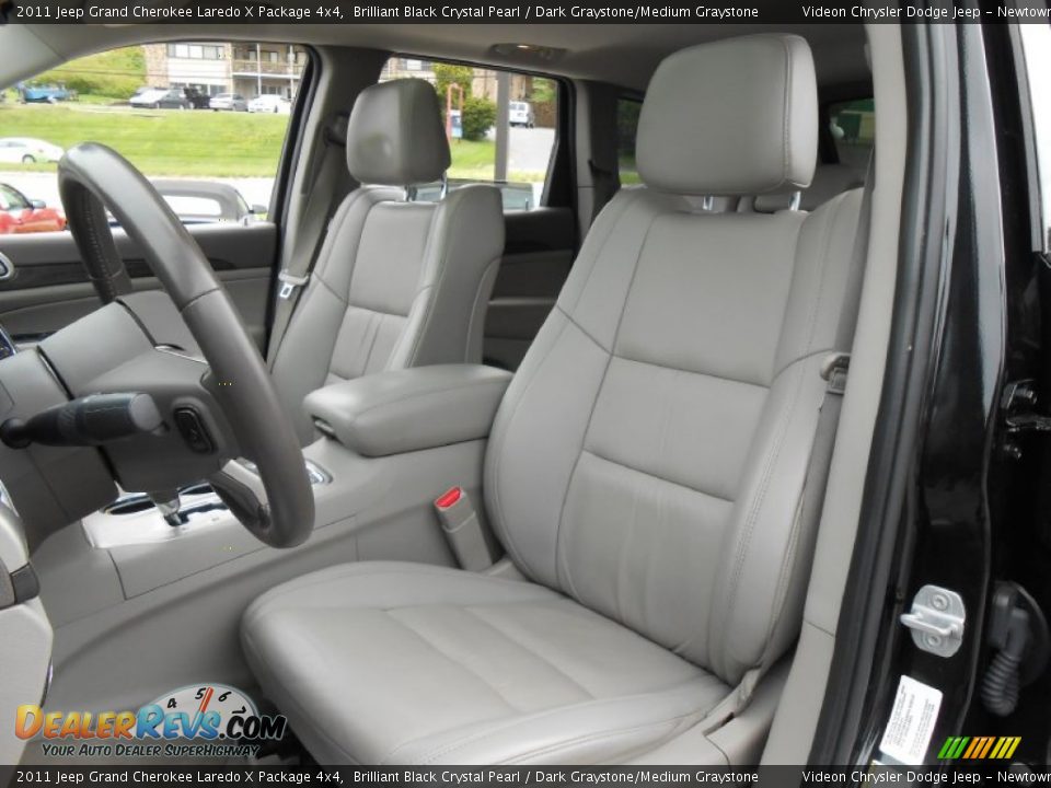 Front Seat of 2011 Jeep Grand Cherokee Laredo X Package 4x4 Photo #4