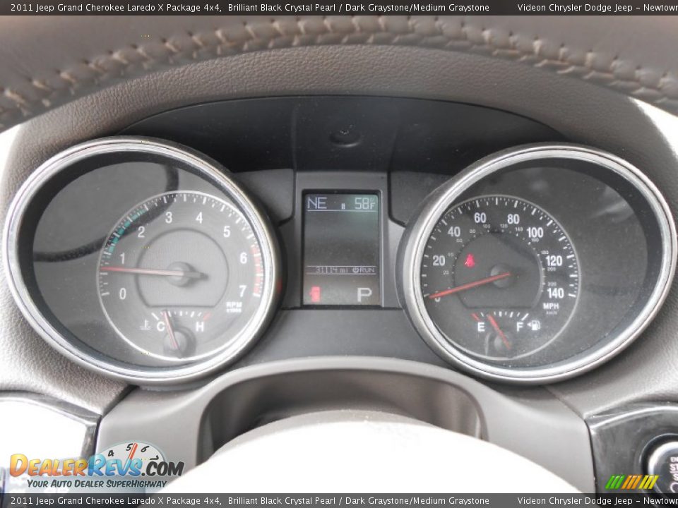 2011 Jeep Grand Cherokee Laredo X Package 4x4 Gauges Photo #18