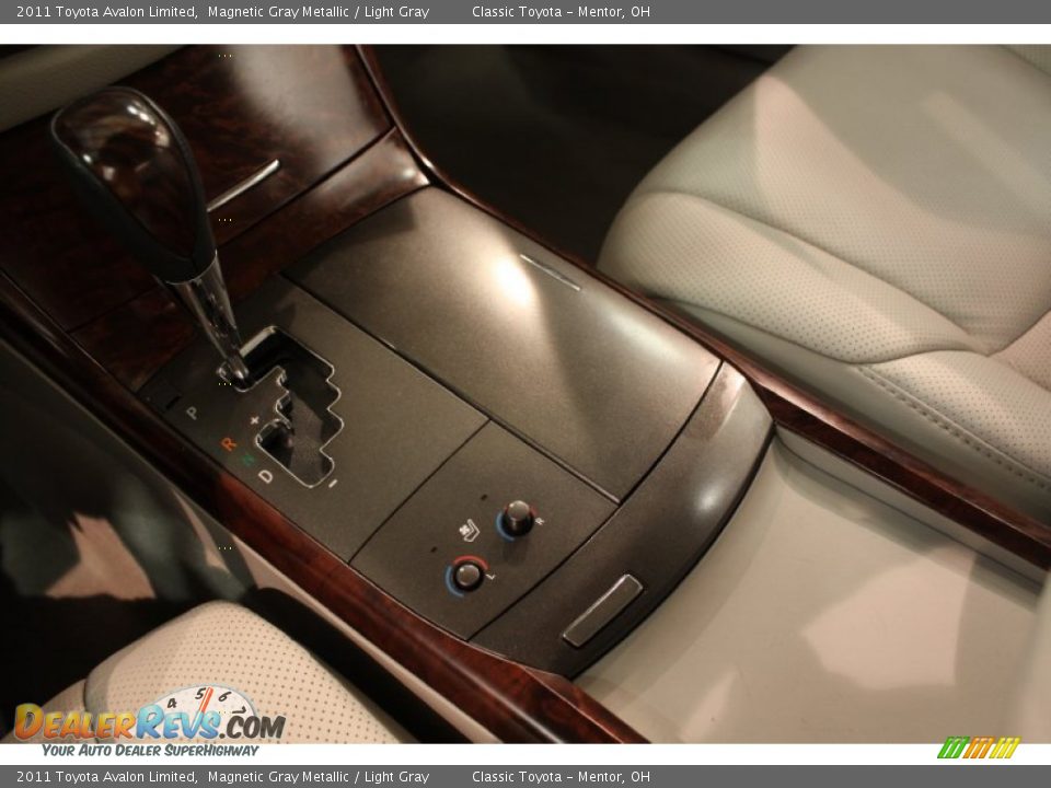 2011 Toyota Avalon Limited Magnetic Gray Metallic / Light Gray Photo #11