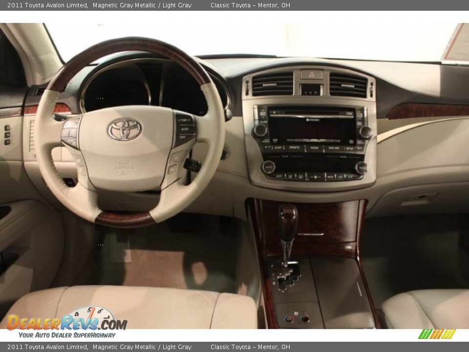 2011 Toyota Avalon Limited Magnetic Gray Metallic / Light Gray Photo #16
