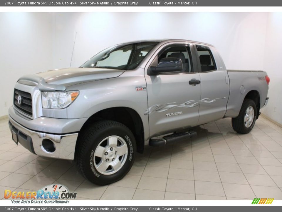2007 Toyota Tundra SR5 Double Cab 4x4 Silver Sky Metallic / Graphite Gray Photo #3