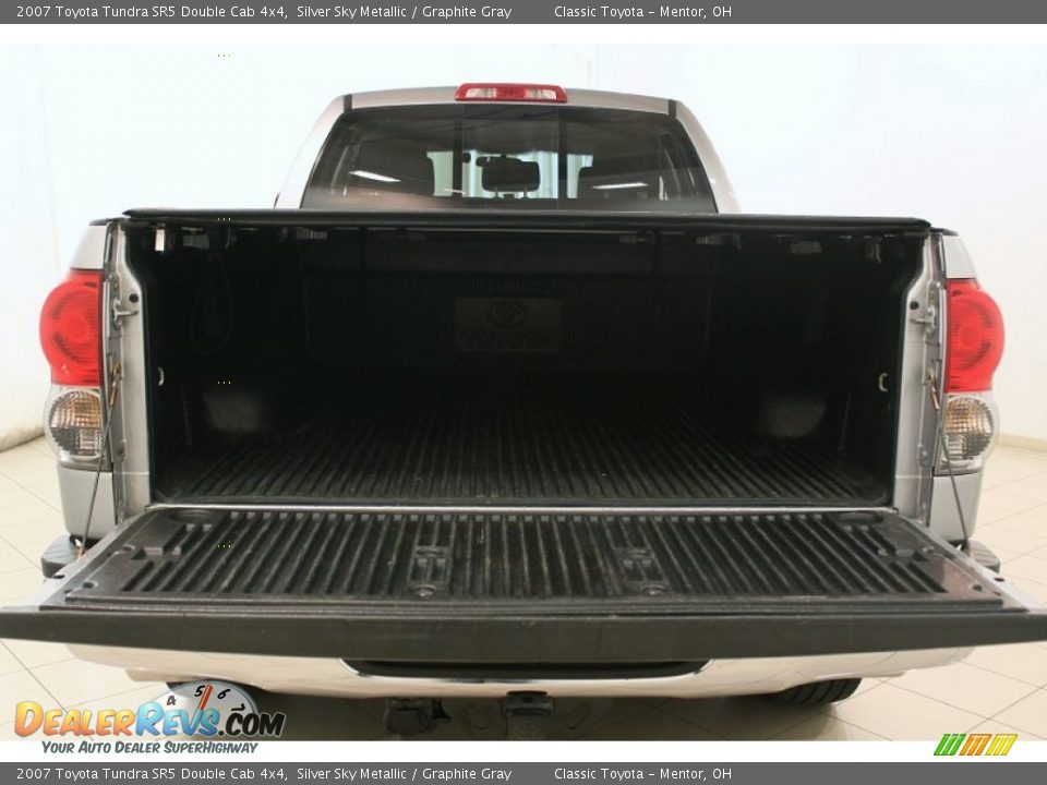 2007 Toyota Tundra SR5 Double Cab 4x4 Silver Sky Metallic / Graphite Gray Photo #13