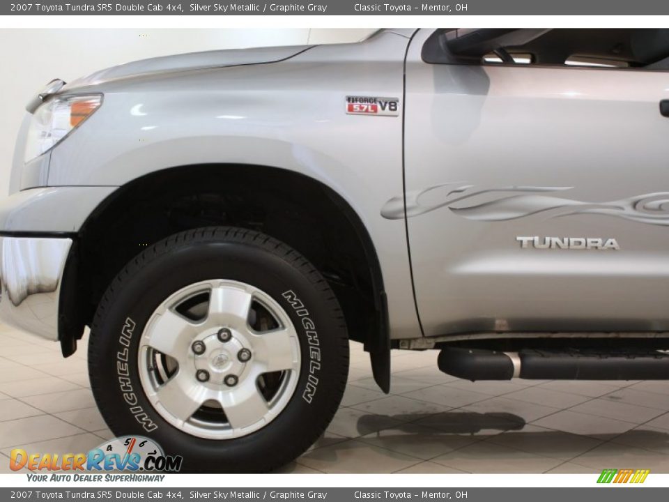 2007 Toyota Tundra SR5 Double Cab 4x4 Silver Sky Metallic / Graphite Gray Photo #15