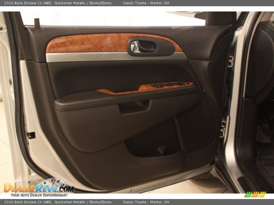 Door Panel of 2010 Buick Enclave CX AWD Photo #3