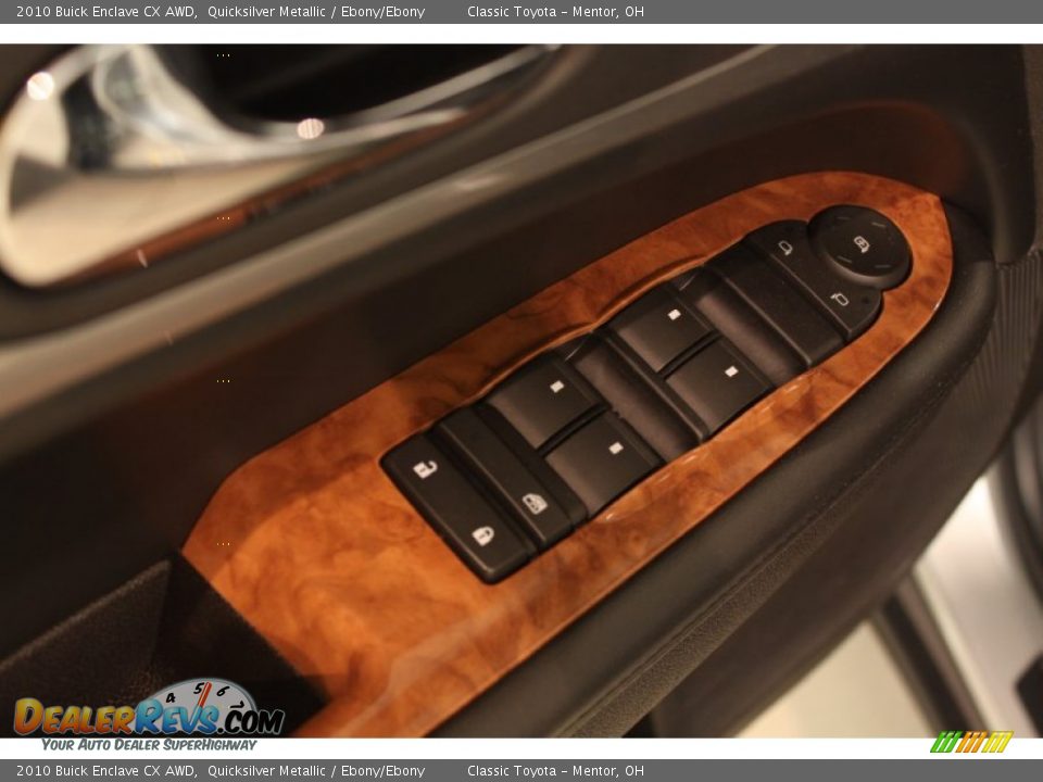 2010 Buick Enclave CX AWD Quicksilver Metallic / Ebony/Ebony Photo #4