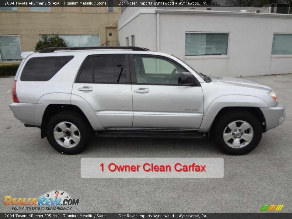 2004 Toyota 4Runner SR5 4x4 Titanium Metallic / Stone Photo #2