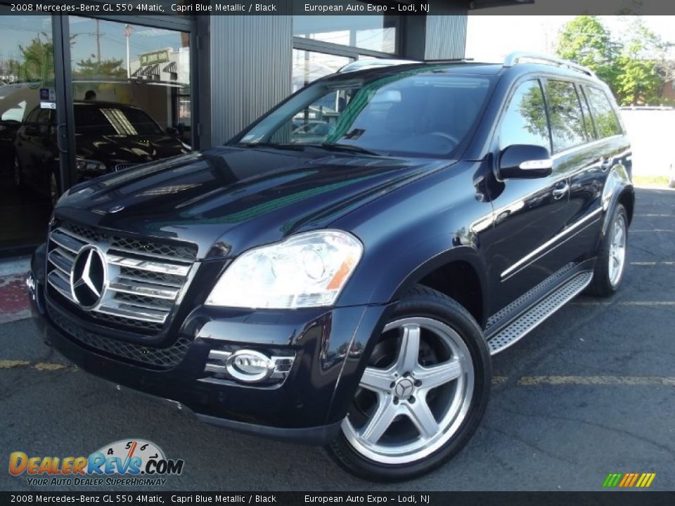 Front 3/4 View of 2008 Mercedes-Benz GL 550 4Matic Photo #1
