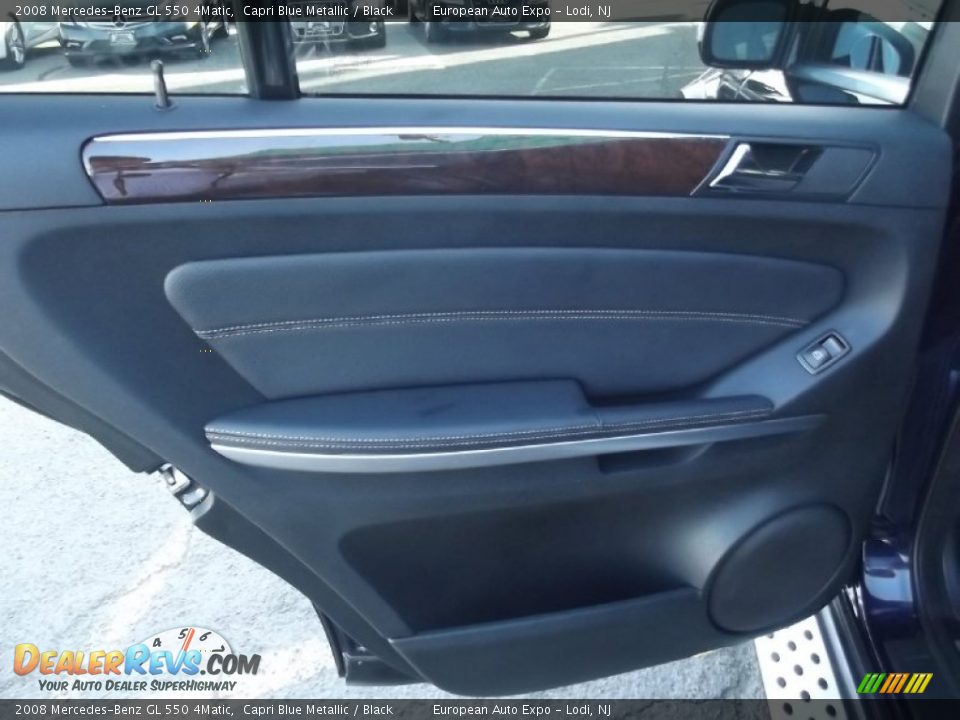 Door Panel of 2008 Mercedes-Benz GL 550 4Matic Photo #13