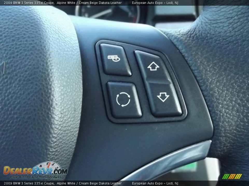2009 BMW 3 Series 335xi Coupe Alpine White / Cream Beige Dakota Leather Photo #17