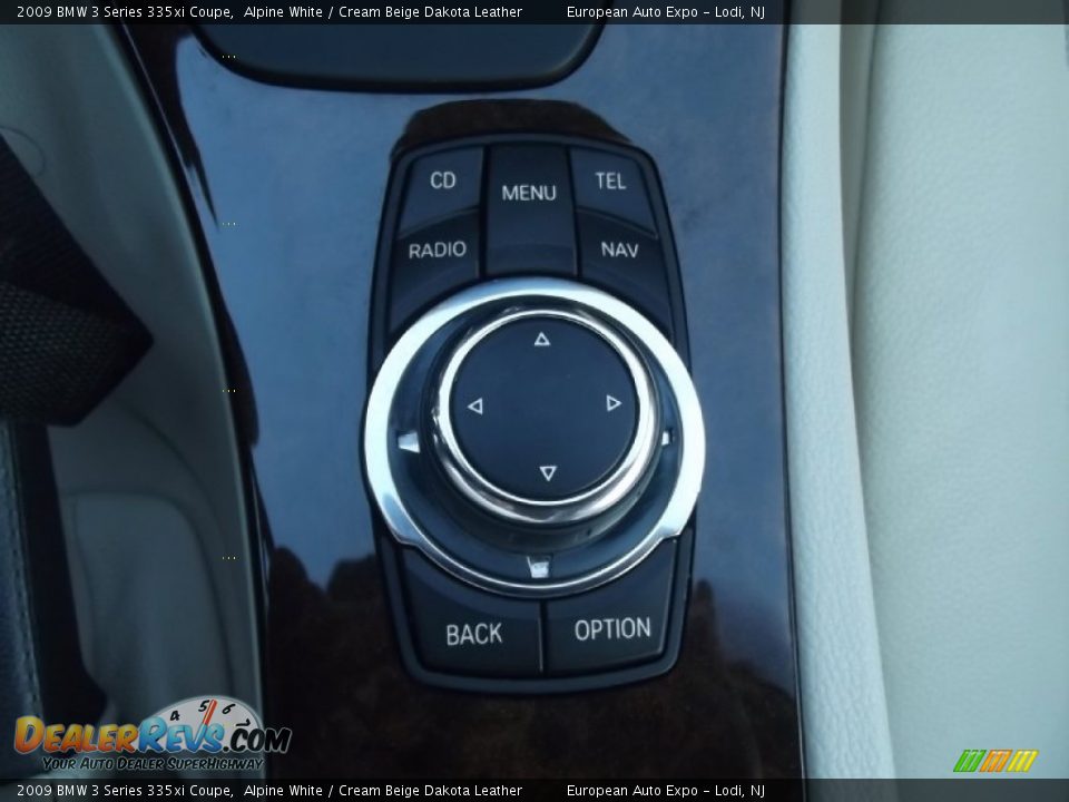2009 BMW 3 Series 335xi Coupe Alpine White / Cream Beige Dakota Leather Photo #26