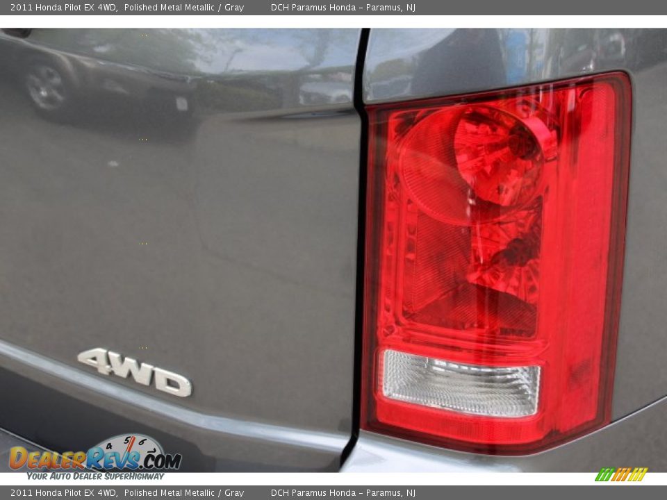 2011 Honda Pilot EX 4WD Polished Metal Metallic / Gray Photo #17