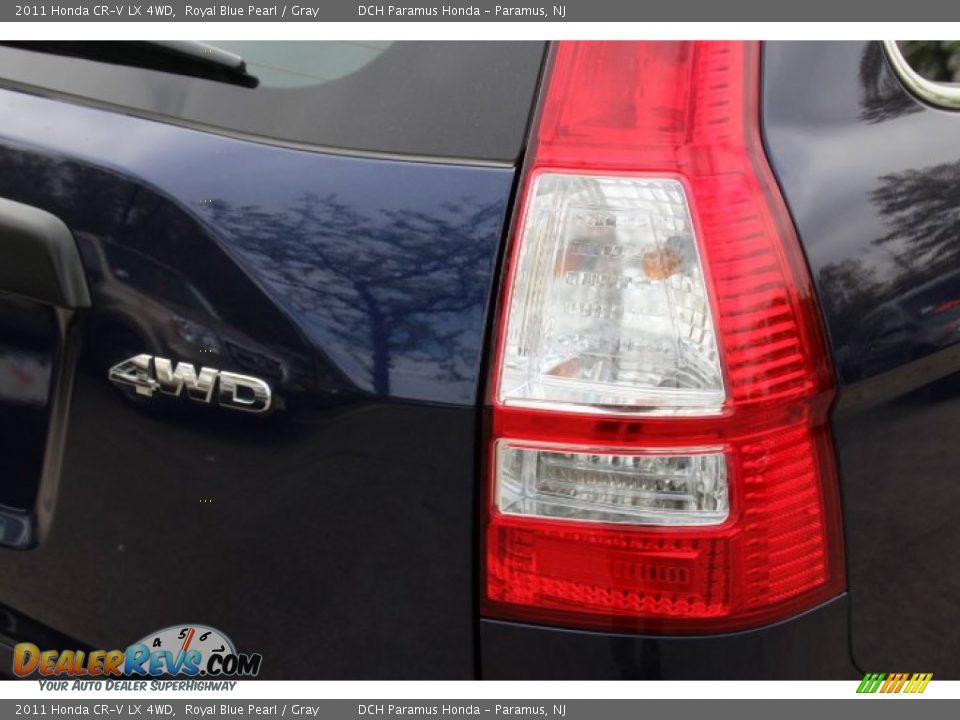 2011 Honda CR-V LX 4WD Royal Blue Pearl / Gray Photo #18