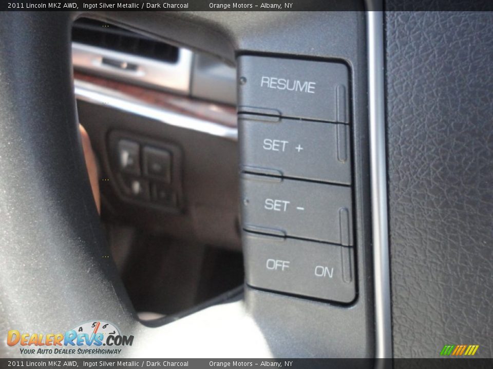 2011 Lincoln MKZ AWD Ingot Silver Metallic / Dark Charcoal Photo #20