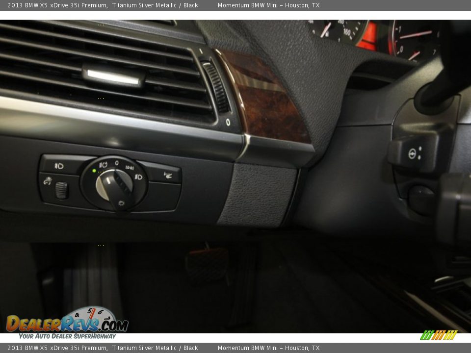 2013 BMW X5 xDrive 35i Premium Titanium Silver Metallic / Black Photo #27