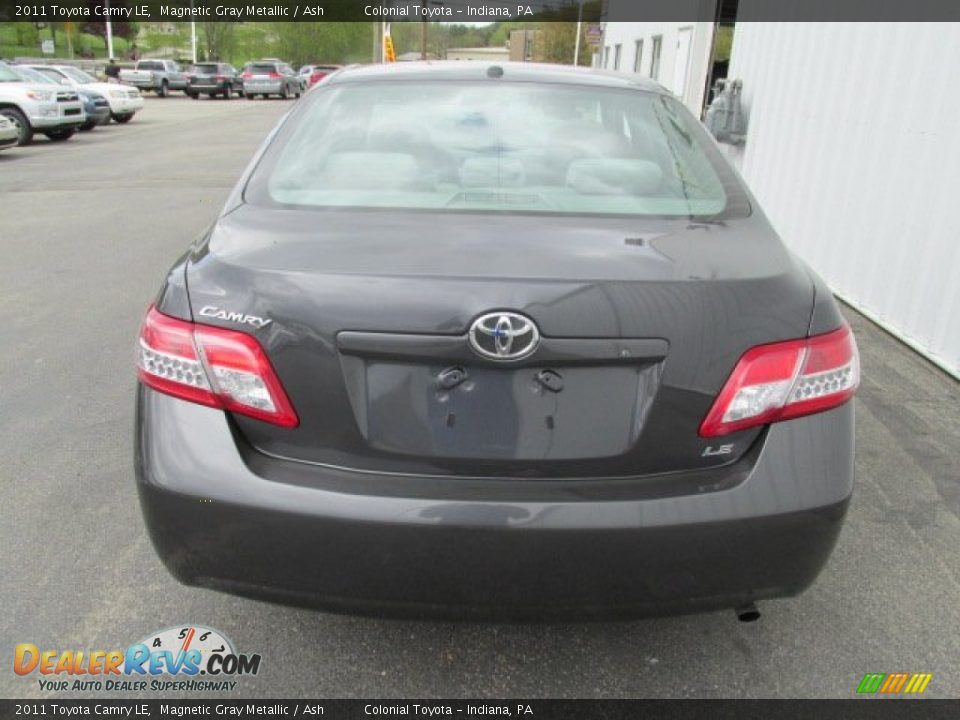 2011 Toyota Camry LE Magnetic Gray Metallic / Ash Photo #8
