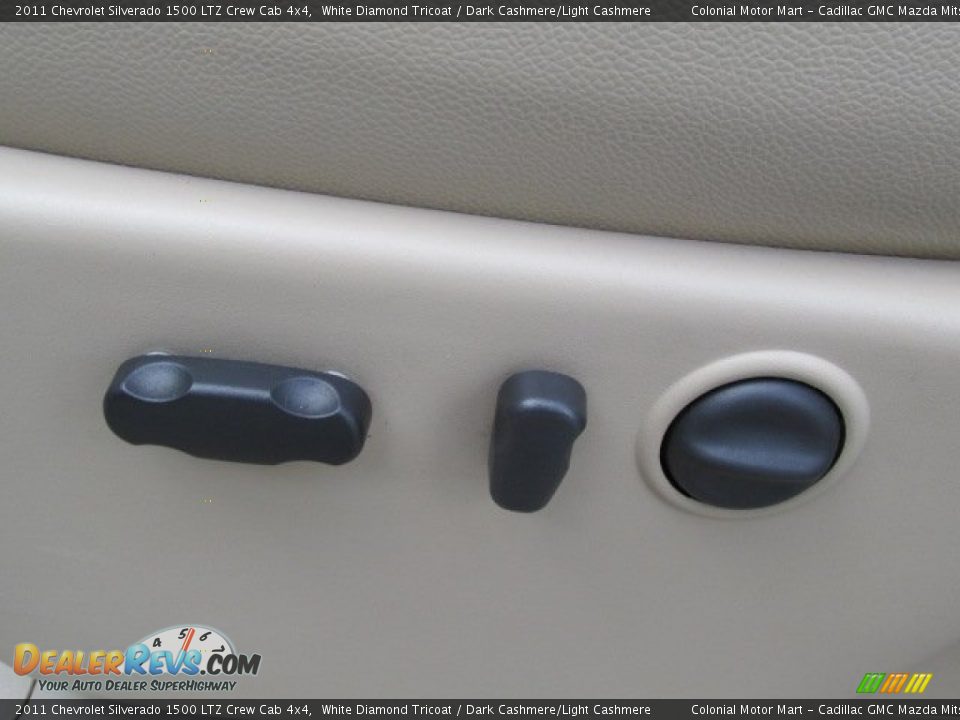 2011 Chevrolet Silverado 1500 LTZ Crew Cab 4x4 White Diamond Tricoat / Dark Cashmere/Light Cashmere Photo #10