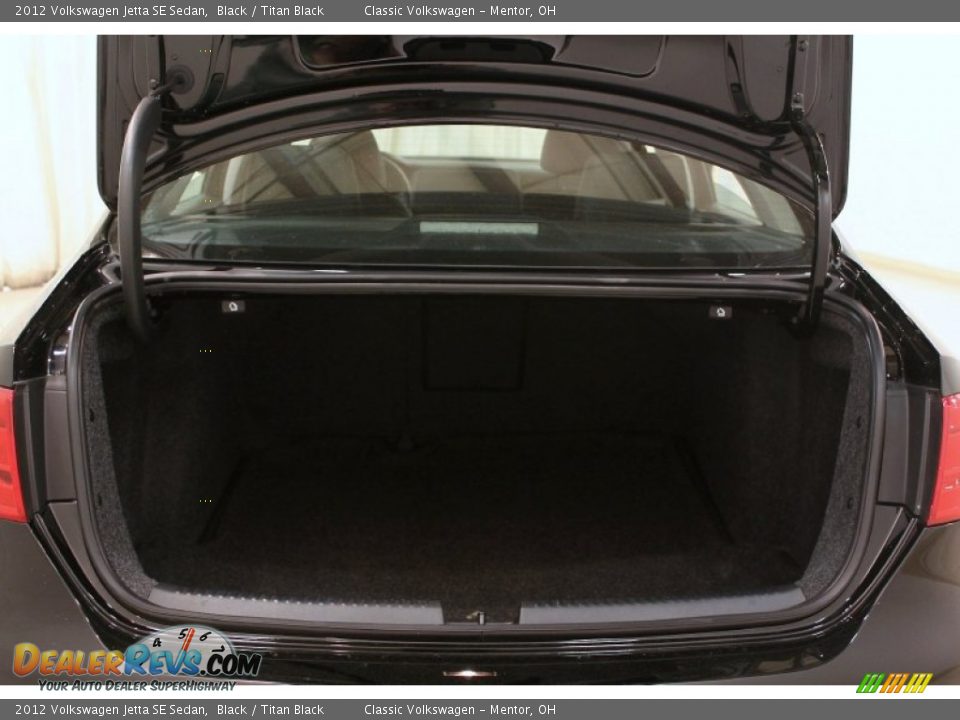 2012 Volkswagen Jetta SE Sedan Black / Titan Black Photo #17