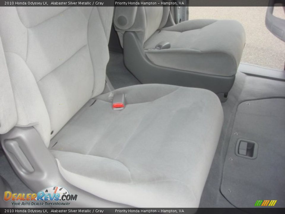 2010 Honda Odyssey LX Alabaster Silver Metallic / Gray Photo #13