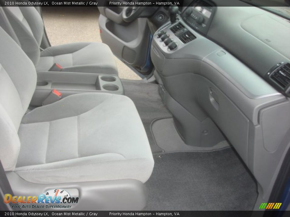 2010 Honda Odyssey LX Ocean Mist Metallic / Gray Photo #17